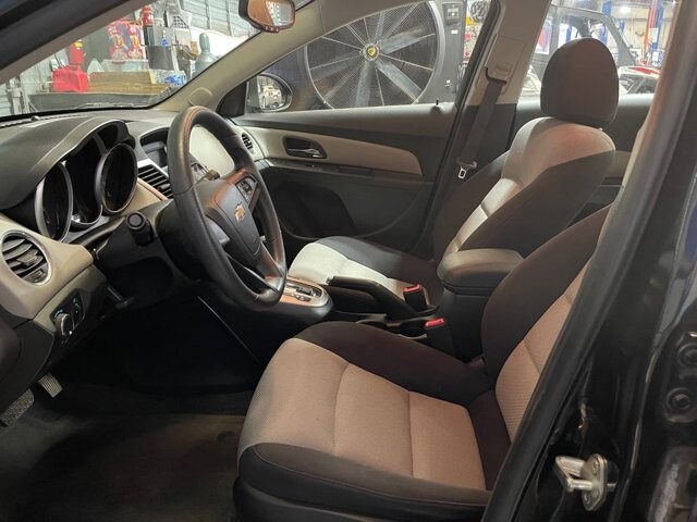 2014 Chevrolet Cruze in Conyers, GA 30094 - 18065171 10