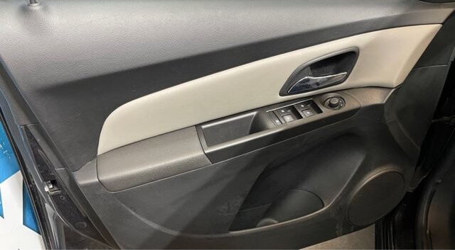 2014 Chevrolet Cruze in Conyers, GA 30094 - 18065171 9