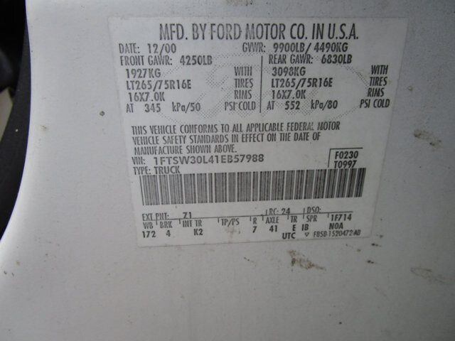 2001 Ford F350 in Tampa, FL 33604-6914 - 18065175 26