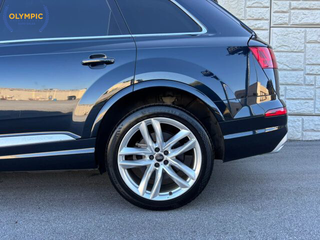 2018 Audi Q7 in Decatur, GA 30032 - 18065195 10