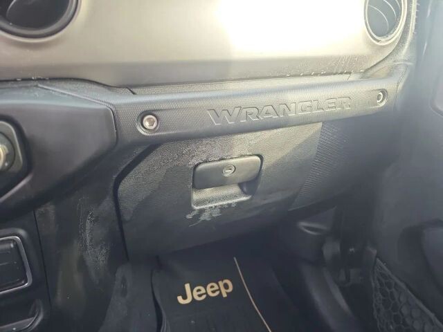 2018 Jeep Wrangler in Wadena, MN 56482 - 18065200 33