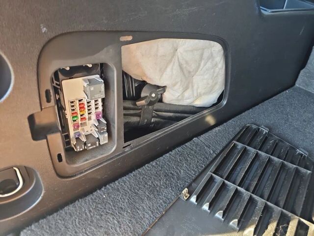 2016 GMC Yukon XL in Wadena, MN 56482 - 18065204 33