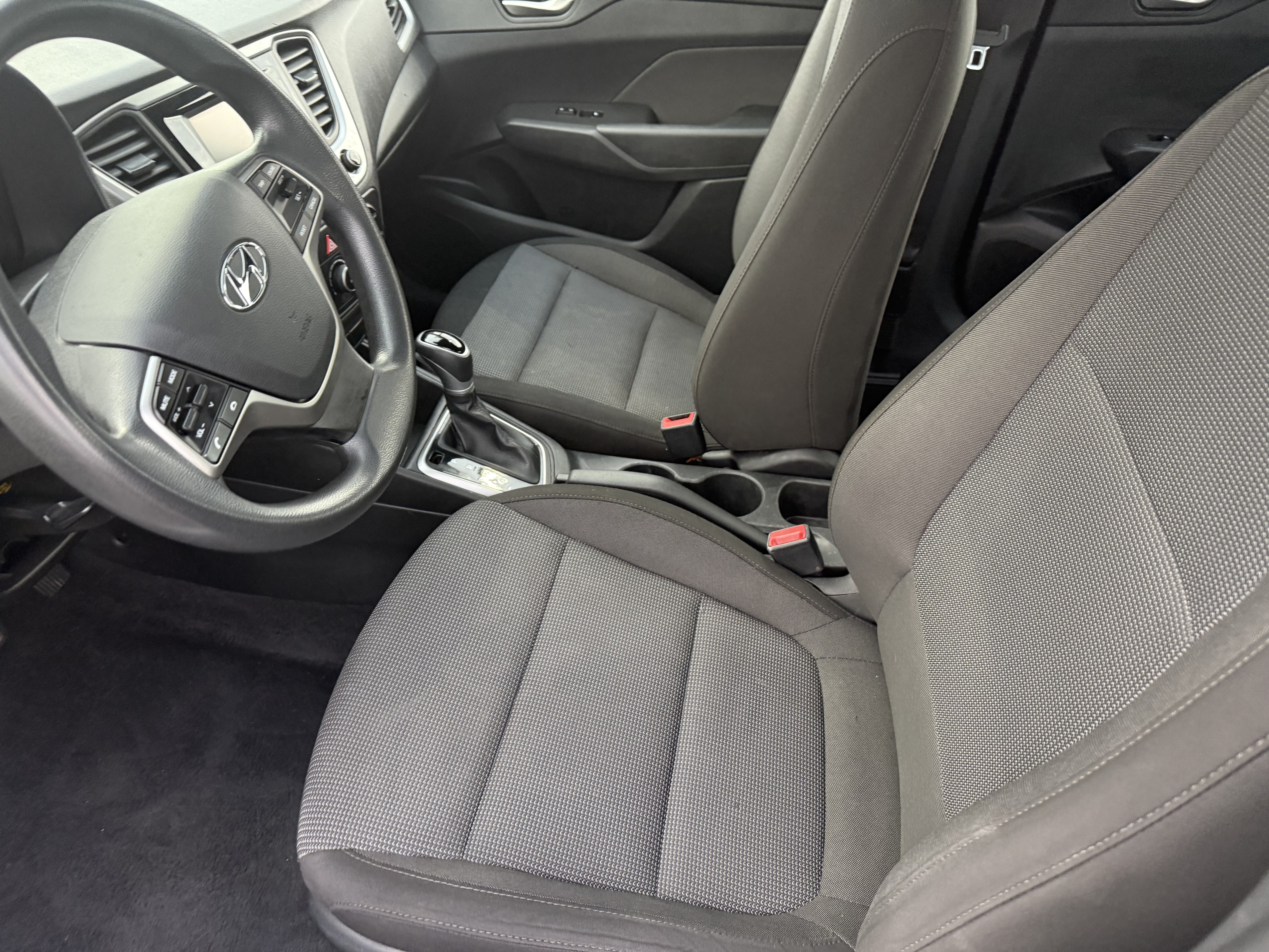 2021 Hyundai Accent in Phoenix, AZ 85022 - 18065211 9