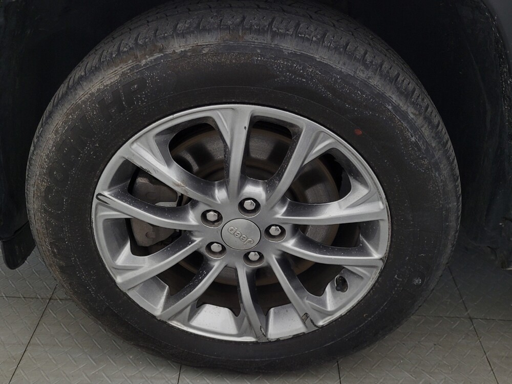 2019 Jeep Cherokee in Clearwater, FL 33764 - 18065258 31