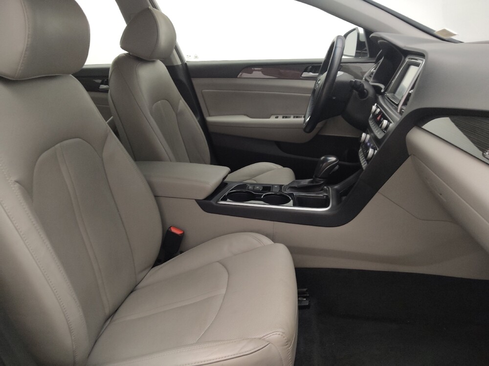 2019 Hyundai Sonata in Gainesville, FL 32609 - 18065281 21