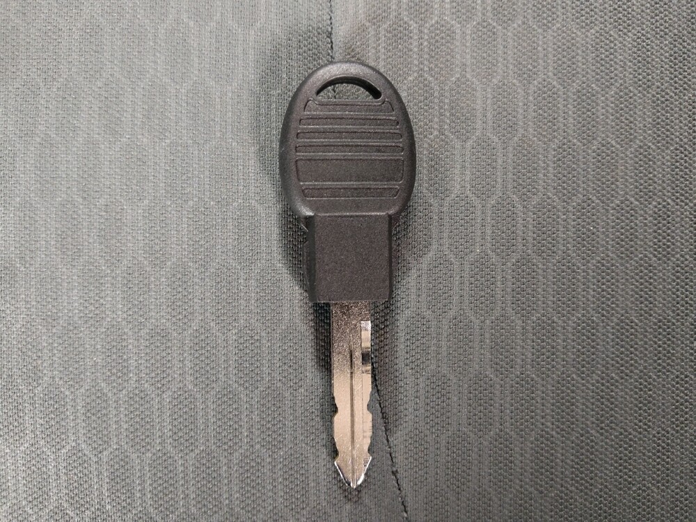 2016 RAM 1500 in Charleston, SC 29414 - 18065300 32