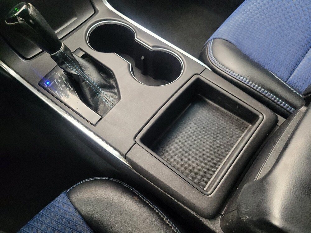 2016 Toyota Camry in Memphis, TN 38115 - 18065319 26