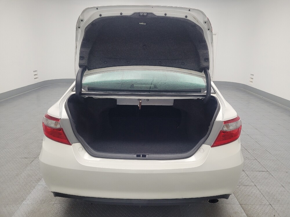 2016 Toyota Camry in Memphis, TN 38115 - 18065319 29