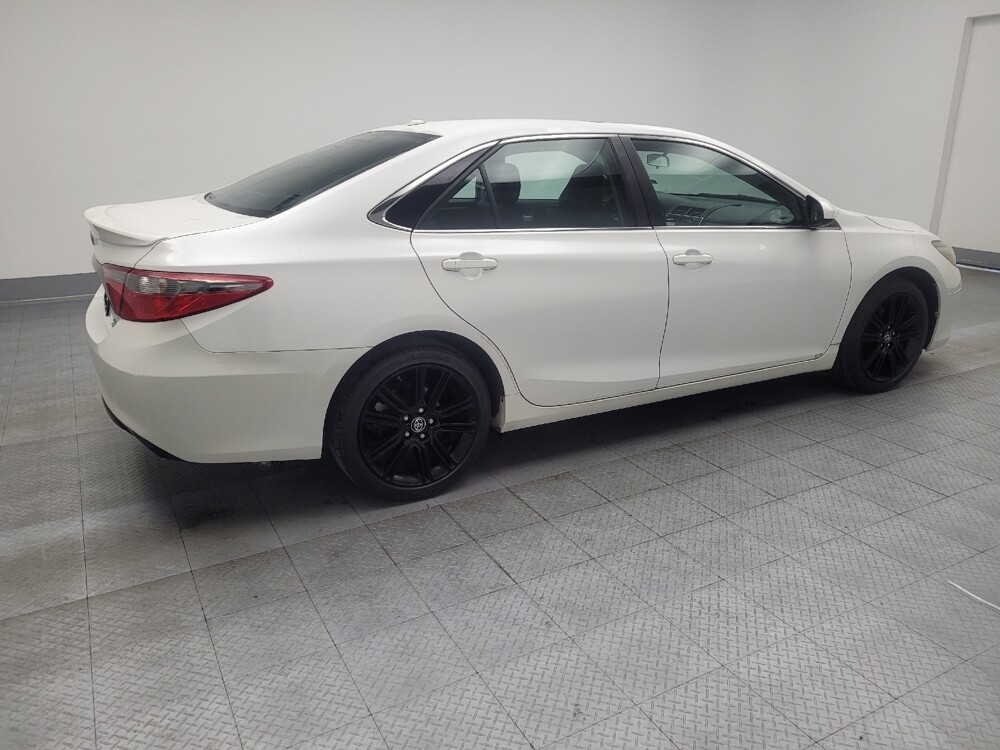 2016 Toyota Camry in Memphis, TN 38115 - 18065319 10