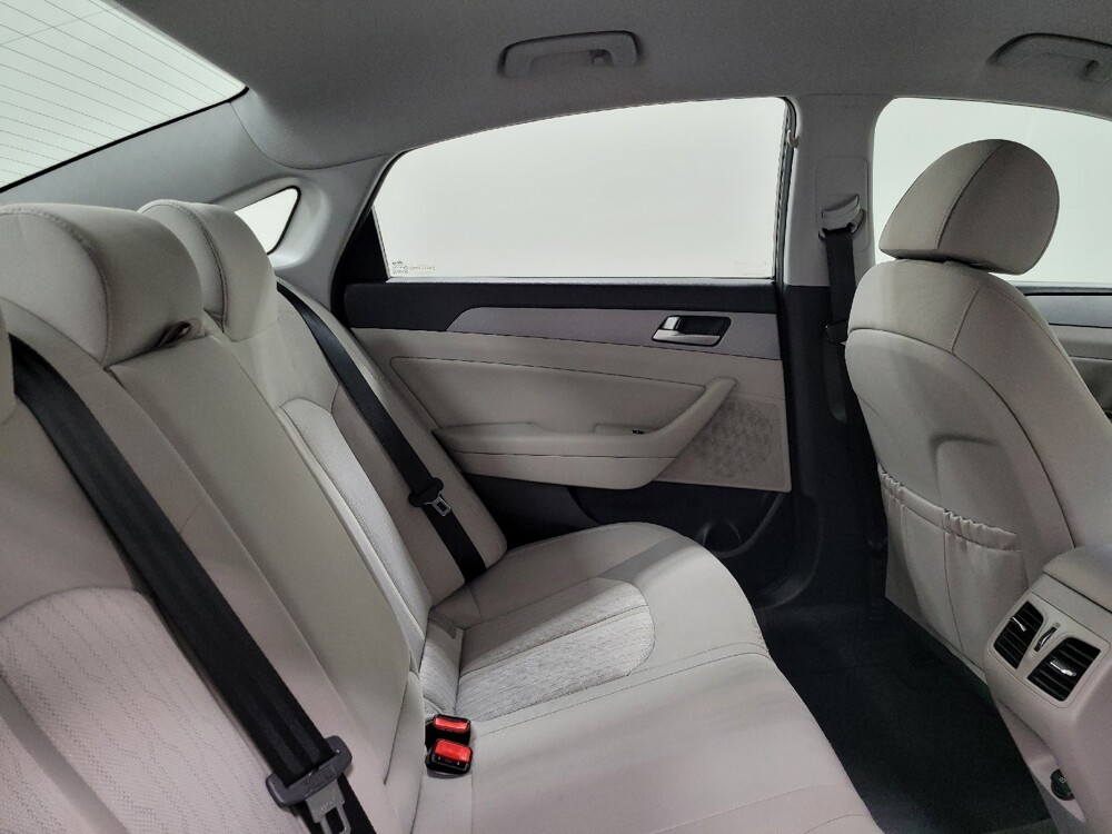 2019 Hyundai Sonata in Allentown, PA 18103 - 18065349 19
