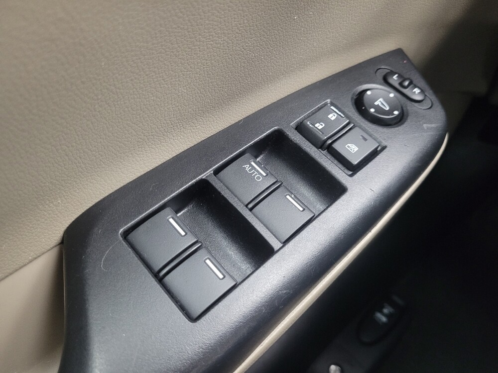 2013 Honda Civic in Highland, IN 46322 - 18065399 27