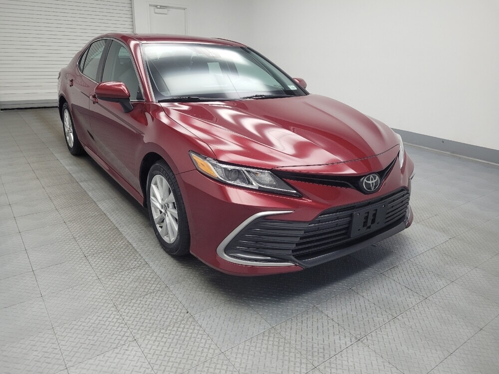 2022 Toyota Camry in Highland, IN 46322 - 18065436 13