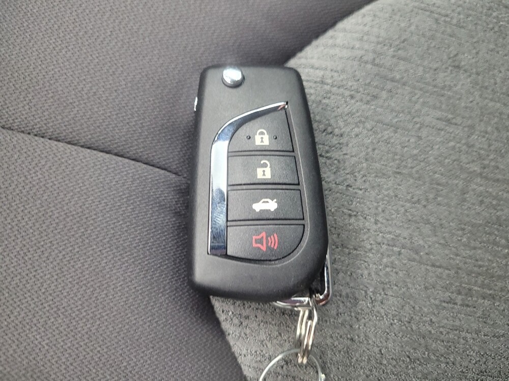 2022 Toyota Camry in Highland, IN 46322 - 18065436 32