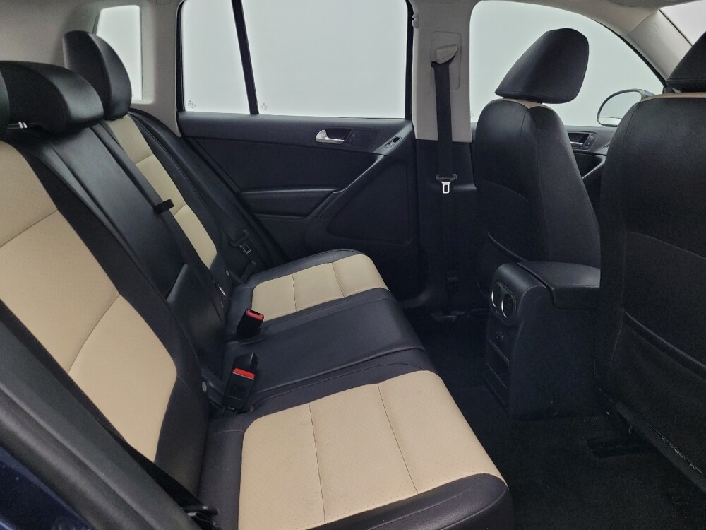 2016 Volkswagen Tiguan in Ocala, FL 34471 - 18065439 19