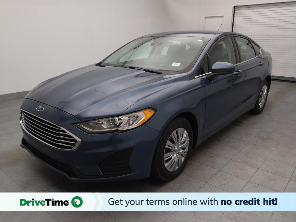 2019 Ford Fusion in Charlotte, NC 28273 - 18065447