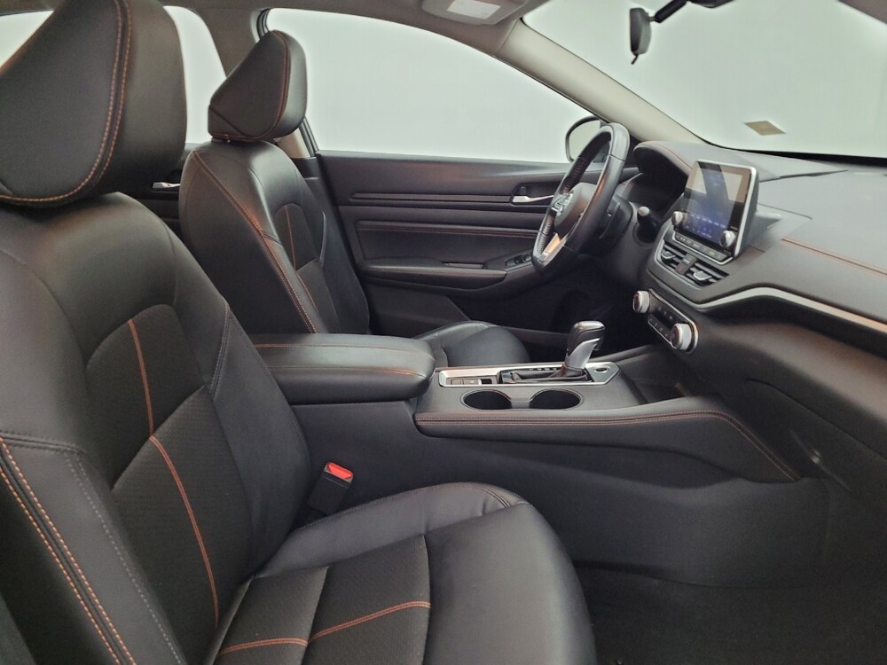 2020 Nissan Altima in Maple Heights, OH 44137 - 18065560 21