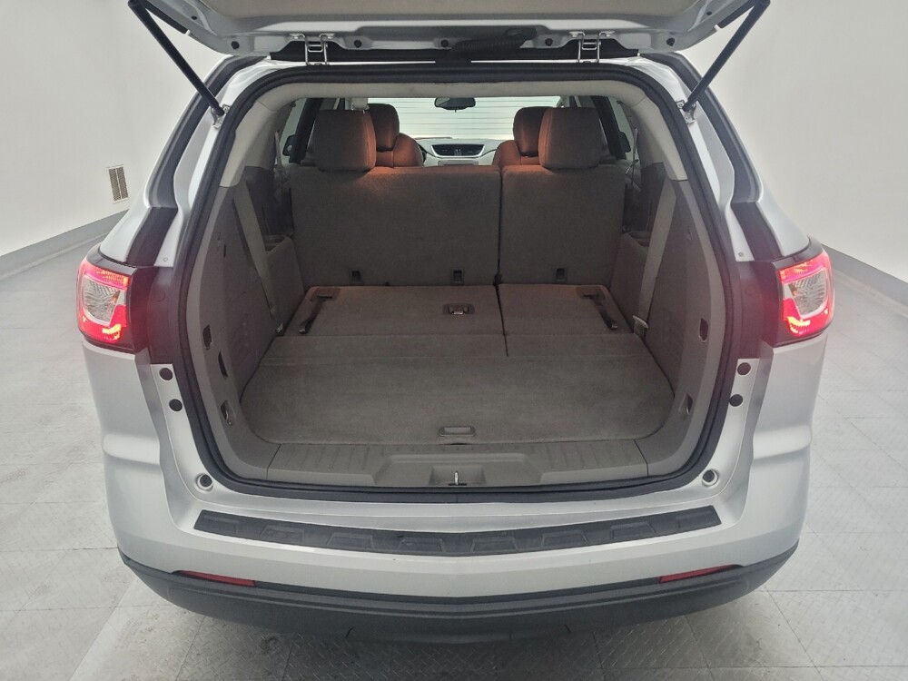 2017 Chevrolet Traverse in Lexington, KY 40509 - 18065596 29