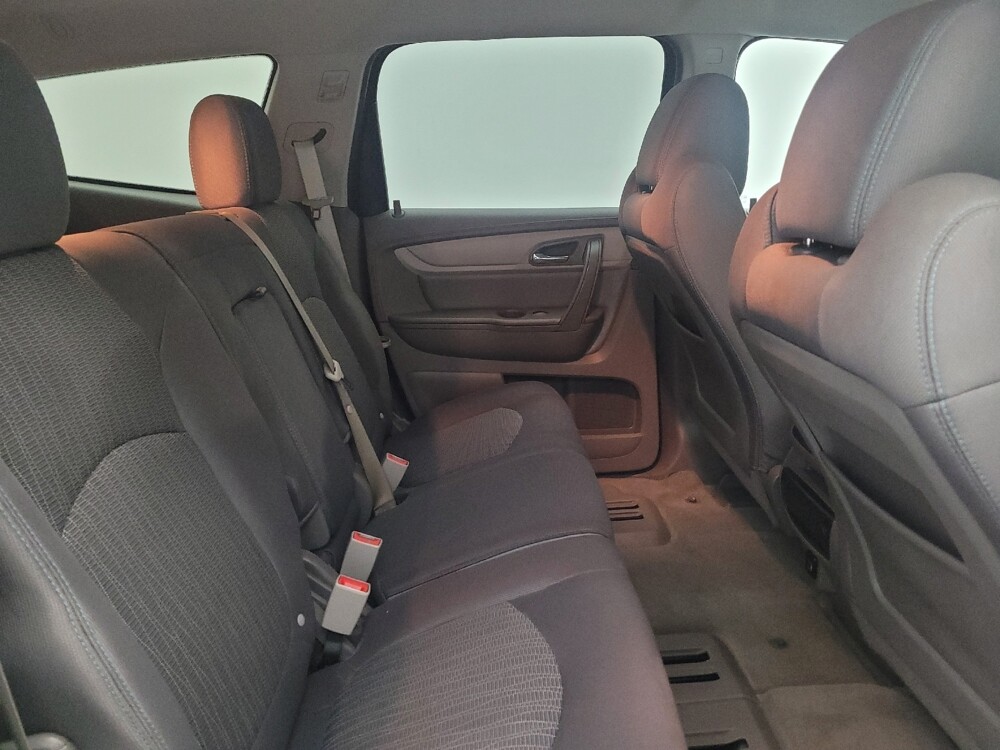 2017 Chevrolet Traverse in Lexington, KY 40509 - 18065596 19