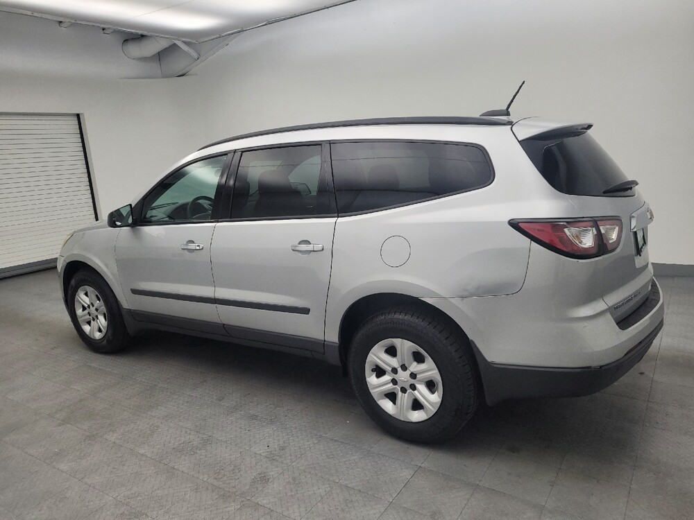 2017 Chevrolet Traverse in Lexington, KY 40509 - 18065596 3