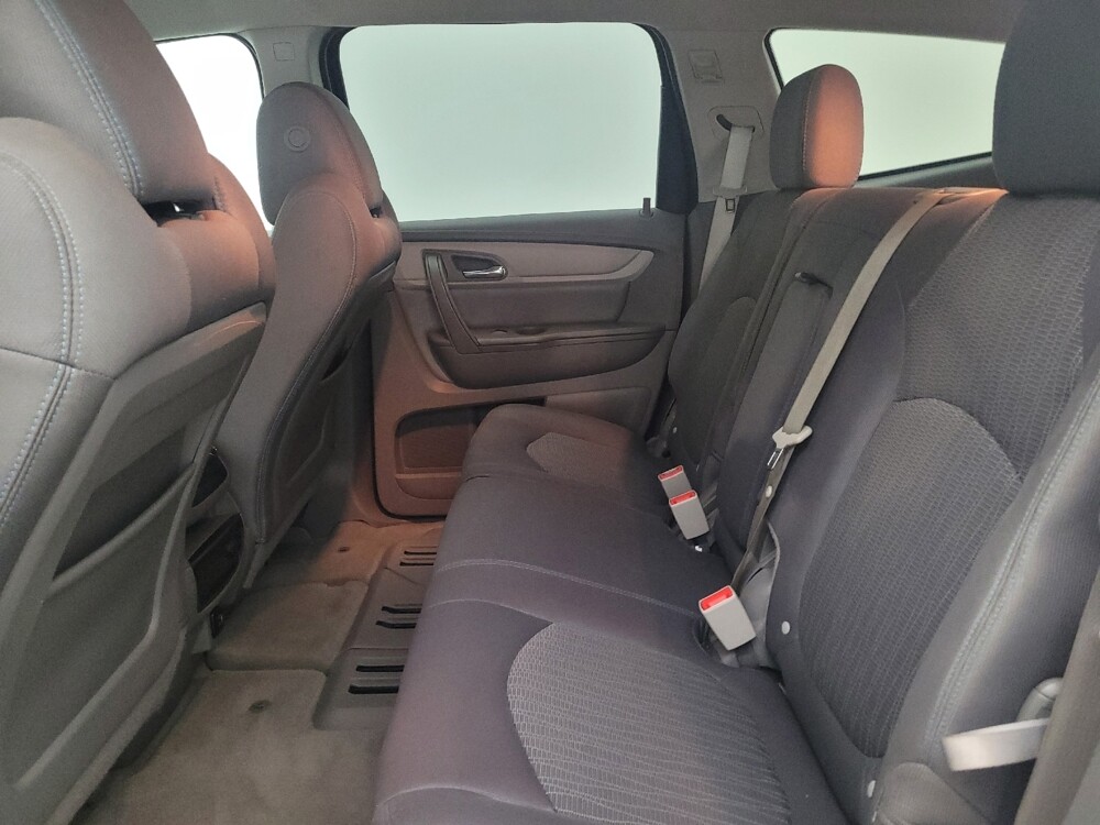 2017 Chevrolet Traverse in Lexington, KY 40509 - 18065596 18