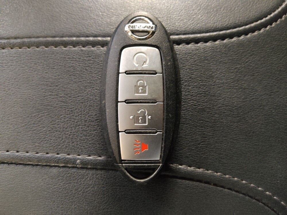 2017 Nissan Rogue in Jackson, MS 39211 - 18065597 32