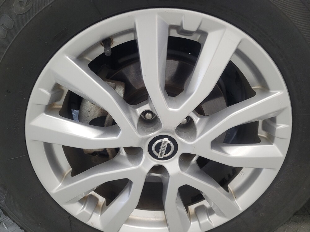 2017 Nissan Rogue in Jackson, MS 39211 - 18065597 31