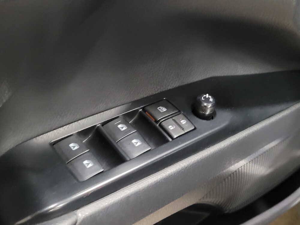 2019 Toyota Camry in Glen Burnie, MD 21061 - 18065627 27