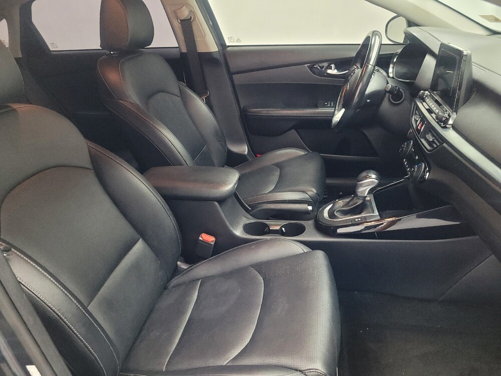 2019 Kia Forte in Madison, TN 37115 - 18065634 21