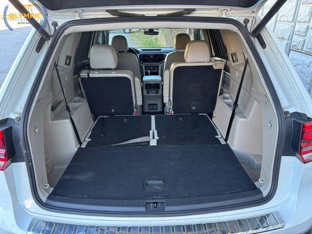 2018 Volkswagen Atlas in Decatur, GA 30032 - 18065673 47