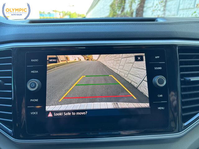 2018 Volkswagen Atlas in Decatur, GA 30032 - 18065673 29