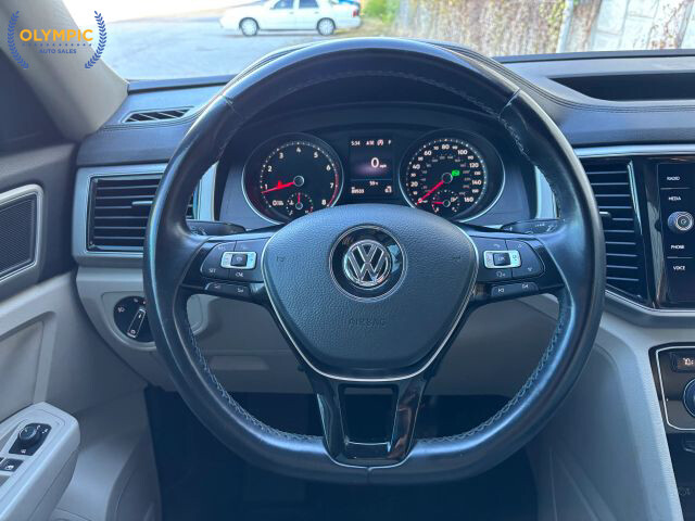 2018 Volkswagen Atlas in Decatur, GA 30032 - 18065673 21