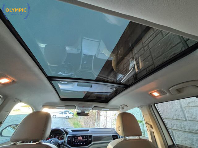 2018 Volkswagen Atlas in Decatur, GA 30032 - 18065673 36