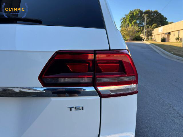 2018 Volkswagen Atlas in Decatur, GA 30032 - 18065673 13