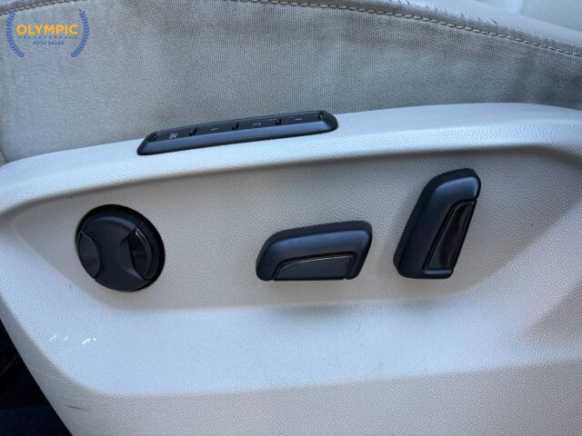 2018 Volkswagen Atlas in Decatur, GA 30032 - 18065673 31