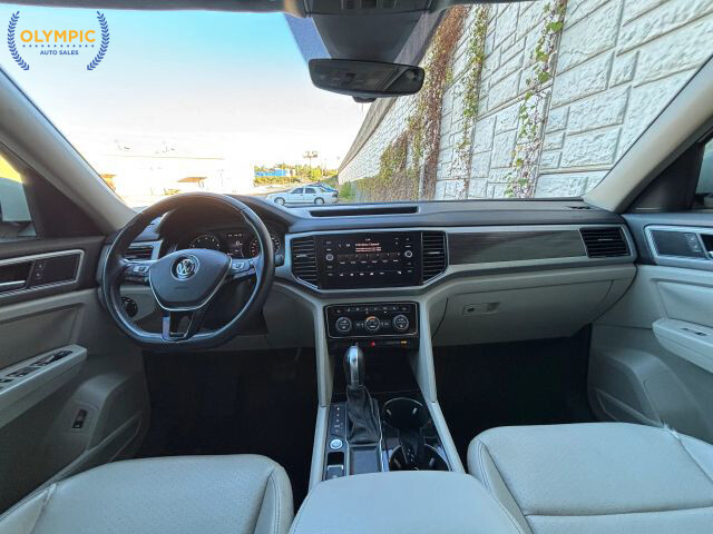 2018 Volkswagen Atlas in Decatur, GA 30032 - 18065673 18