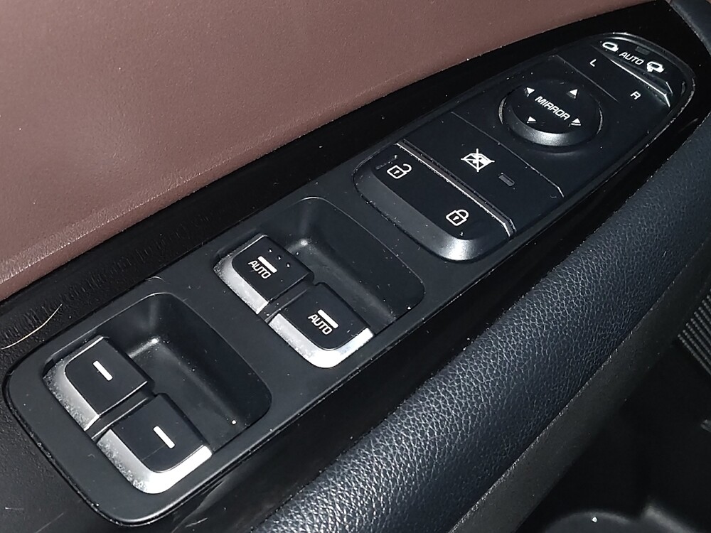 2019 Kia Optima in Hialeah, FL 33014 - 18065711 27