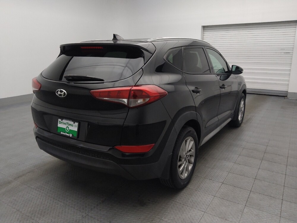 2017 Hyundai Tucson in Hialeah, FL 33014 - 18065713 9