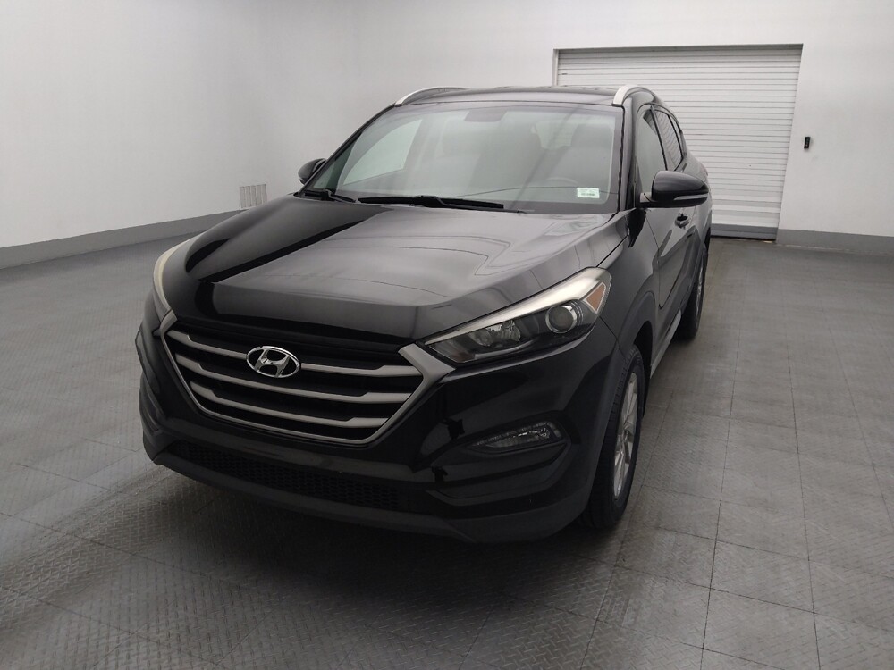 2017 Hyundai Tucson in Hialeah, FL 33014 - 18065713 15