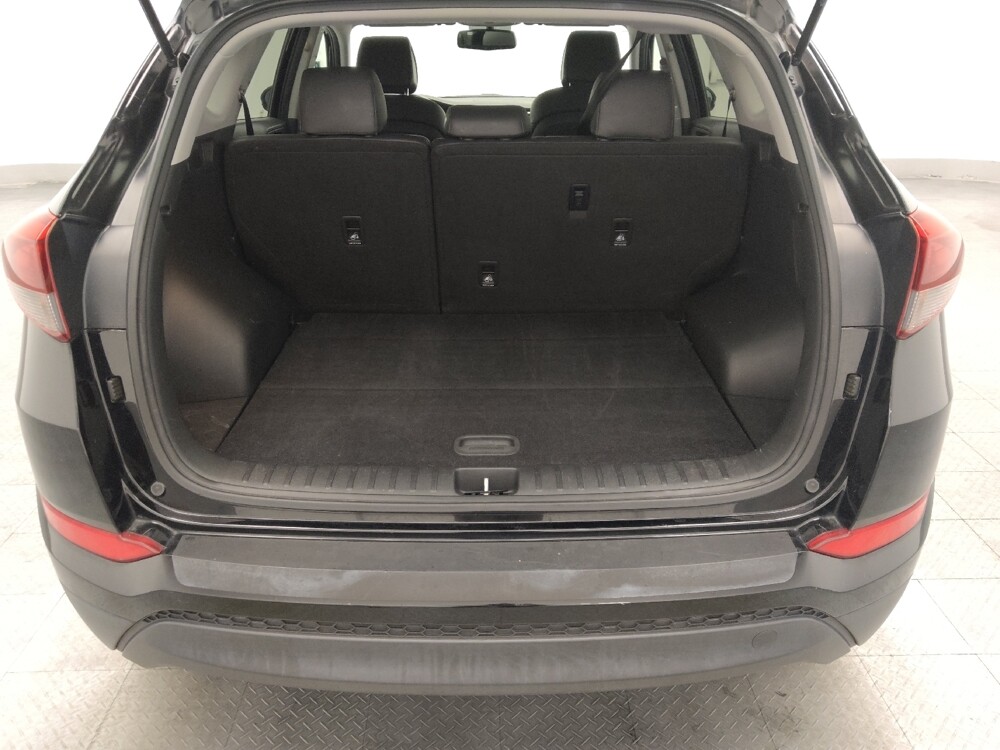 2017 Hyundai Tucson in Hialeah, FL 33014 - 18065713 29