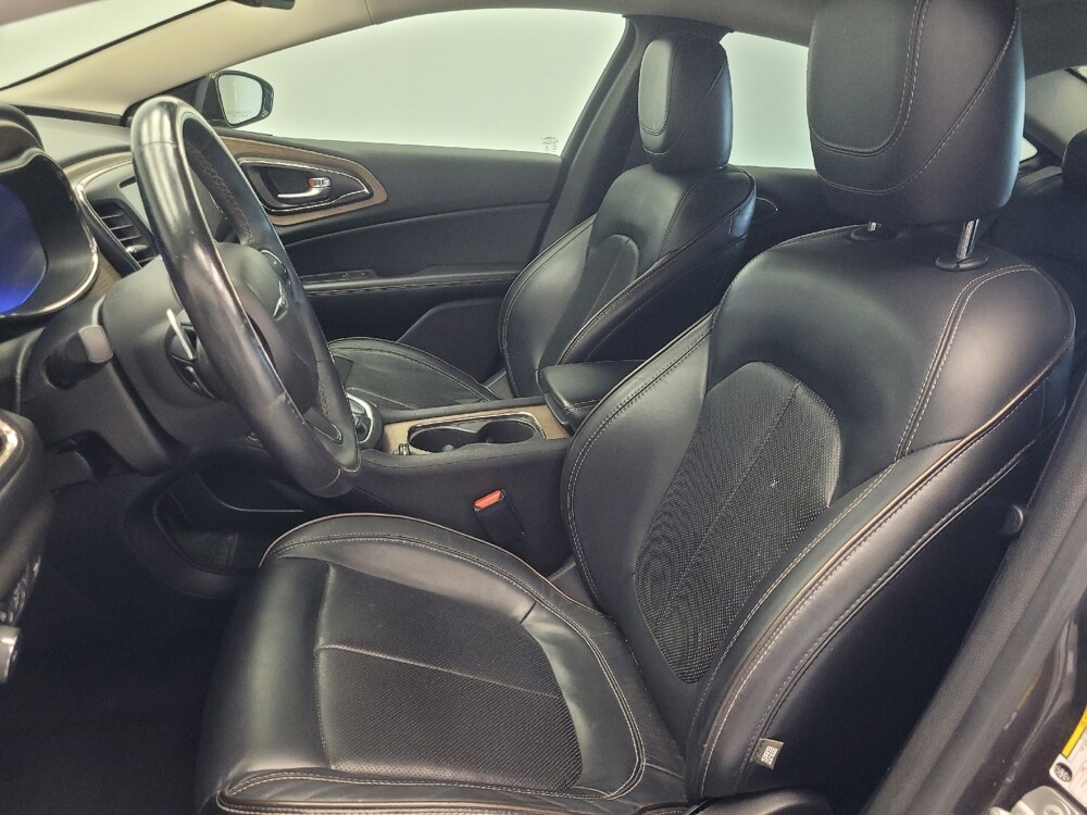2016 Chrysler 200 in Indianapolis, IN 46222 - 18065740 17