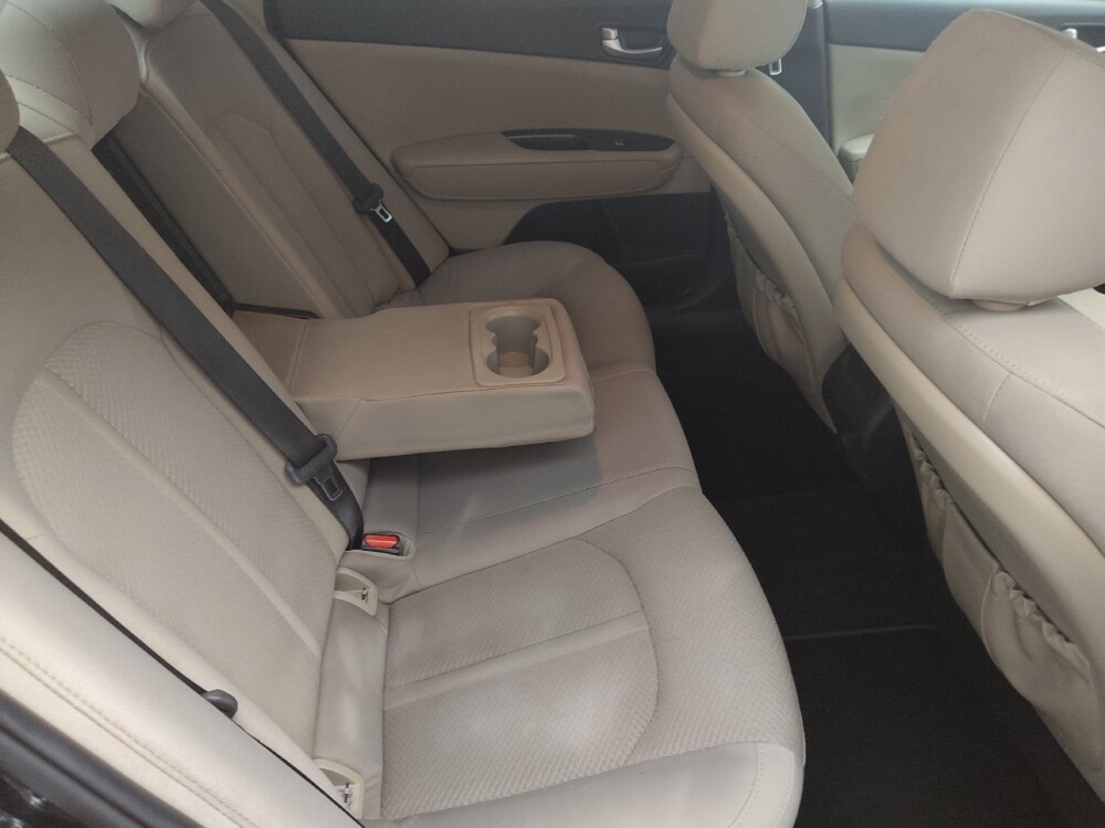 2018 Kia Optima in Gladstone, MO 64118 - 18065749 19