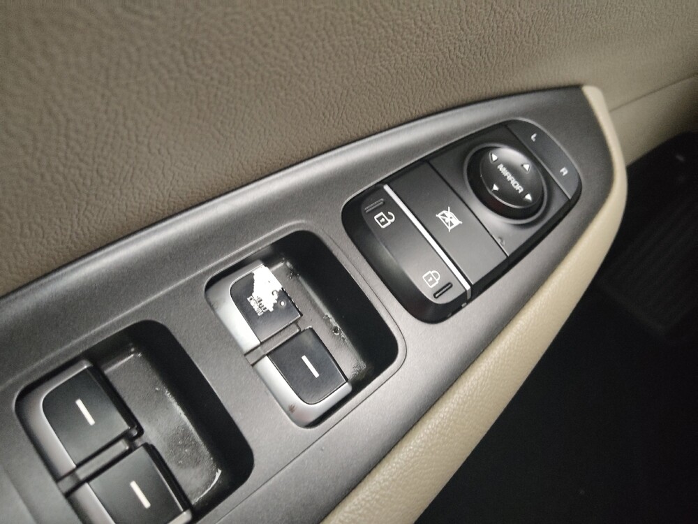 2018 Kia Optima in Gladstone, MO 64118 - 18065749 27