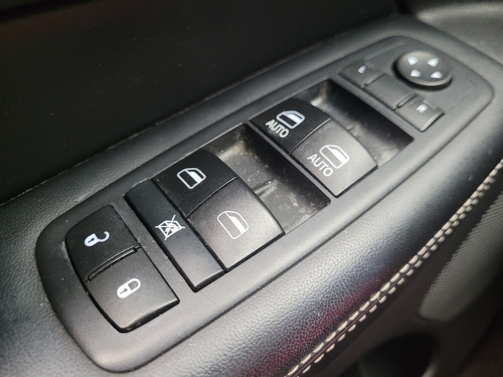 2017 Jeep Grand Cherokee in Taylor, MI 48180 - 18065782 27