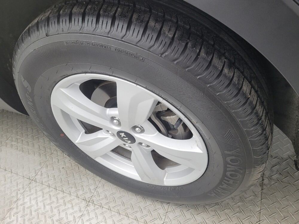 2021 Kia Sorento in Houston, TX 77074 - 18065853 31