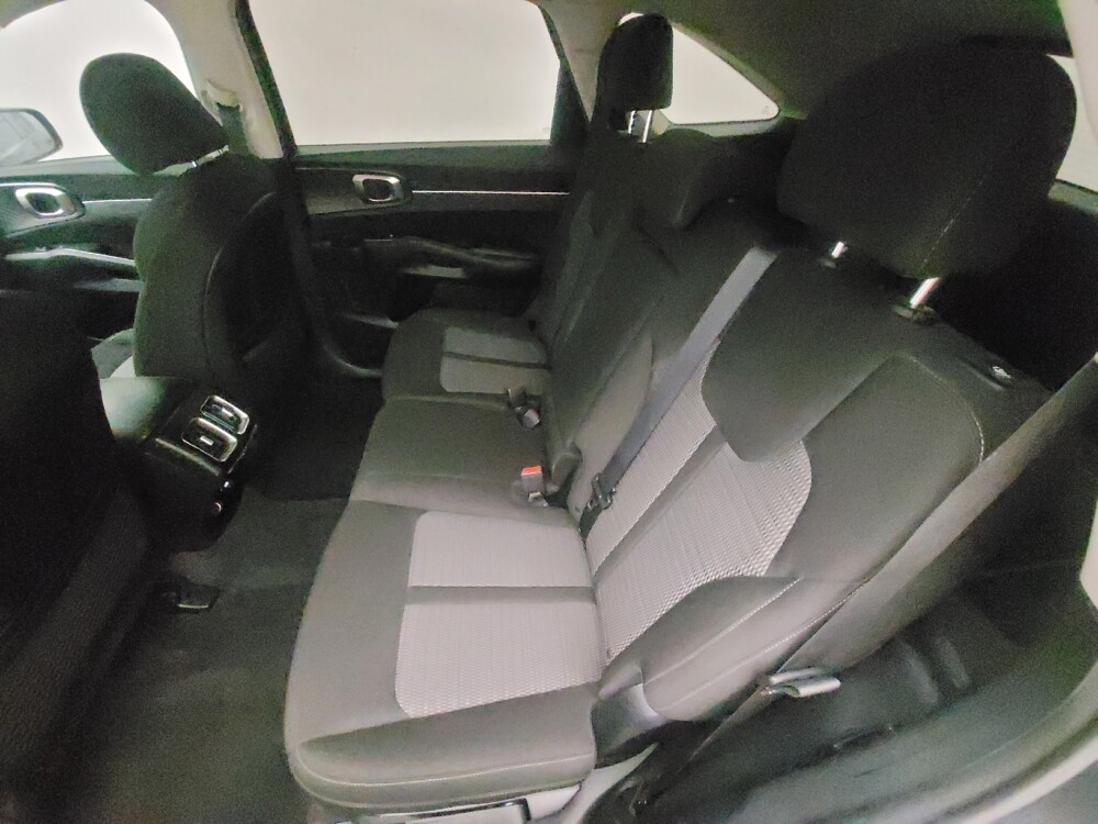 2021 Kia Sorento in Houston, TX 77074 - 18065853 18