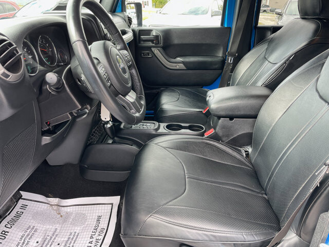 2016 Jeep Wrangler in Baltimore, MD 21225 - 18065904 34