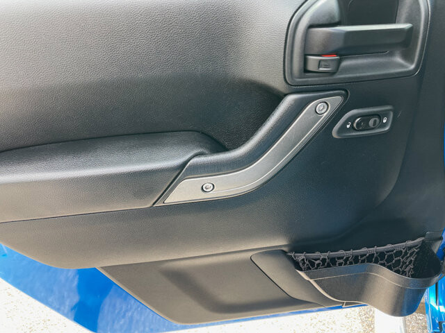 2016 Jeep Wrangler in Baltimore, MD 21225 - 18065904 33