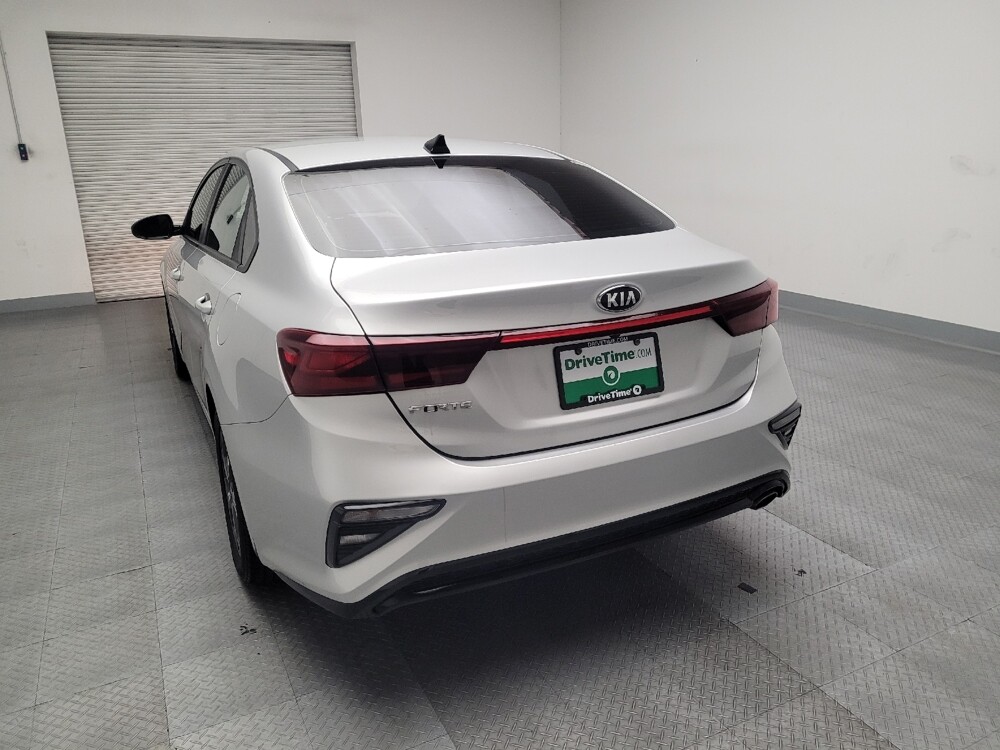 2019 Kia Forte in Riverside, CA 92504 - 18065926 6