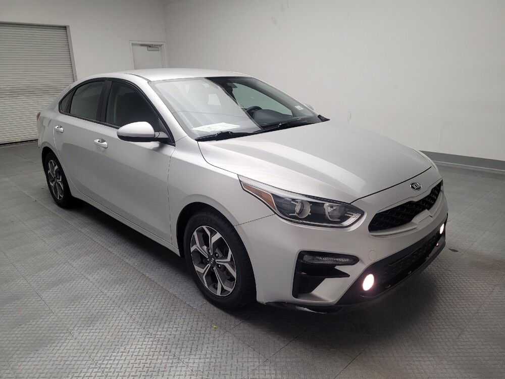 2019 Kia Forte in Riverside, CA 92504 - 18065926 13