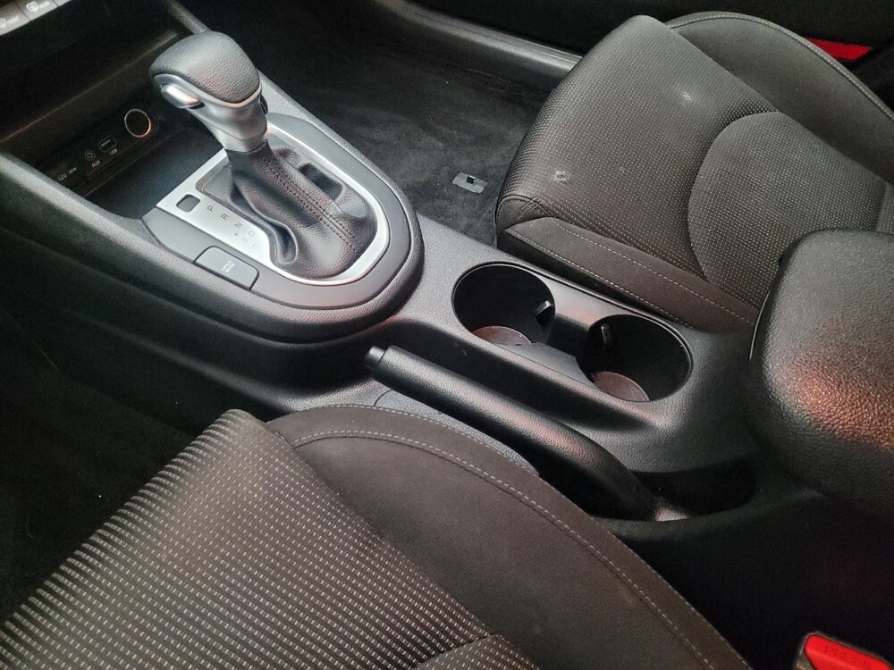 2019 Kia Forte in Riverside, CA 92504 - 18065926 26